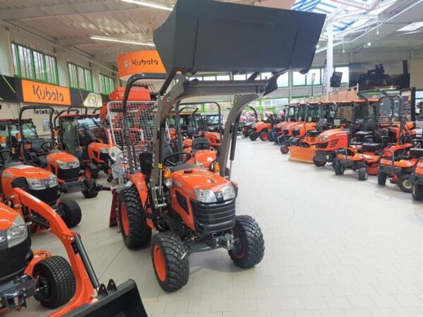 Tracteur agricole Kubota b1161 incl frontlader – Image 6