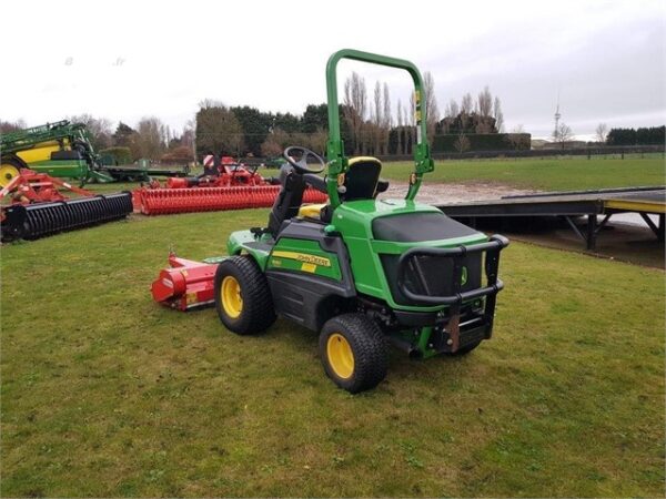 Tondeuse Autoportée JOHN DEERE 1580 2018 – Image 4