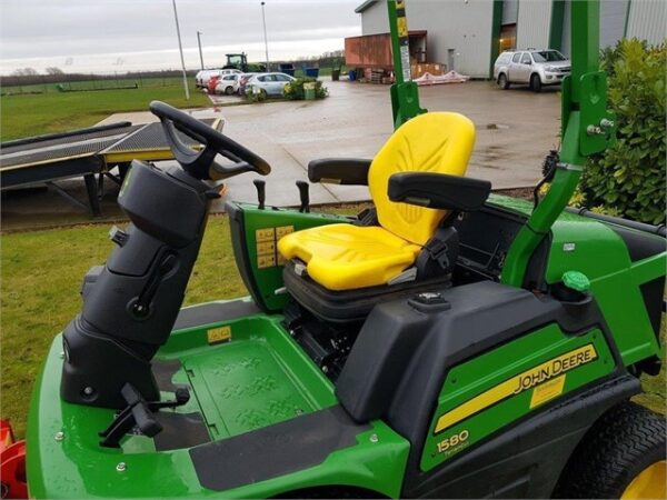 Tondeuse Autoportée JOHN DEERE 1580 2018 – Image 2